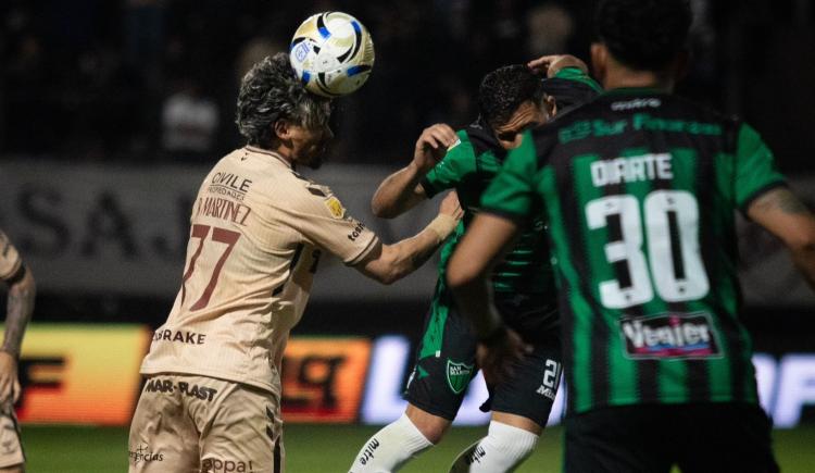 Imagen de Lo gritó Talleres: Platense lo empató en la agonía y evitó que San Martín SJ escapara del descenso