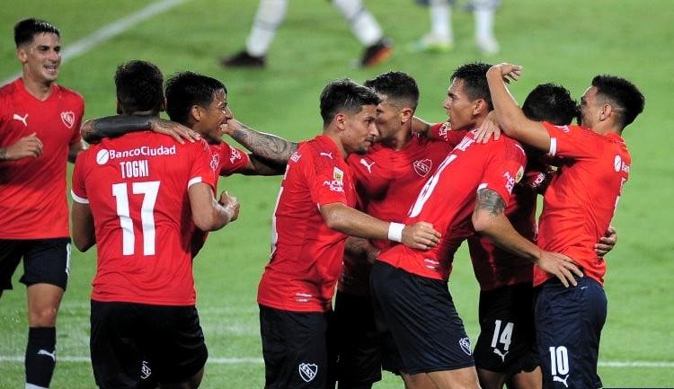 Imagen de INDEPENDIENTE ENFRENTA A VILLA MITRE POR COPA ARGENTINA