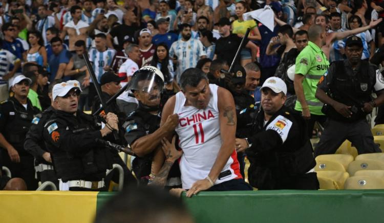 Imagen de Los comunicados de FIFA y Conmebol tras la represión en el Maracaná