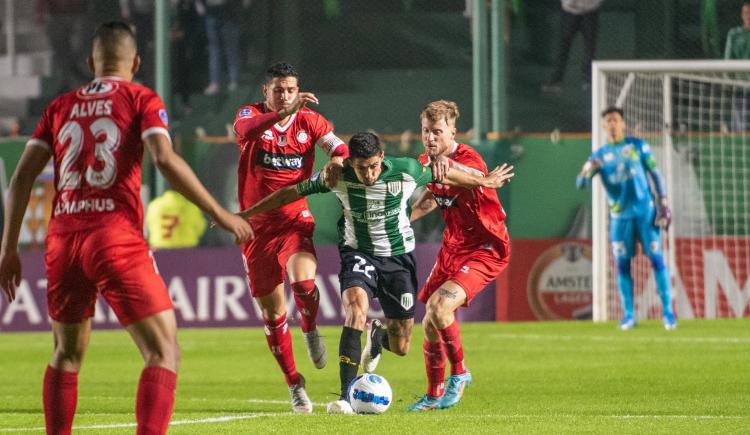 Imagen de Mirá el resumen de Banfield 0-1 Unión La Calera