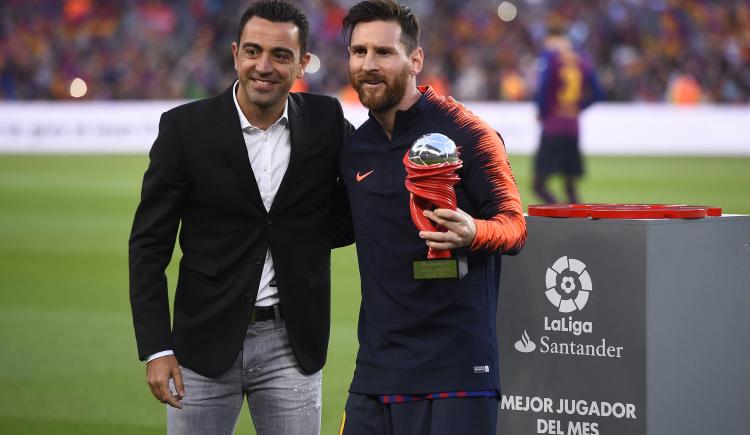 Imagen de LOS ELOGIOS DE XAVI, DE MESSI A MARADONA