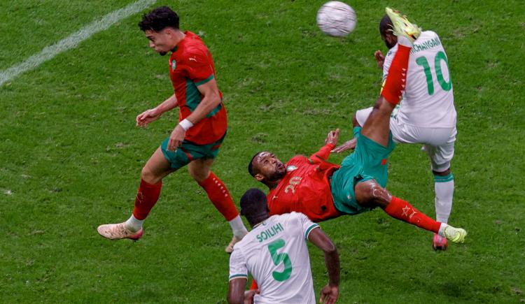 Imagen de El golazo de chilena con el que se abrió la Copa Africana