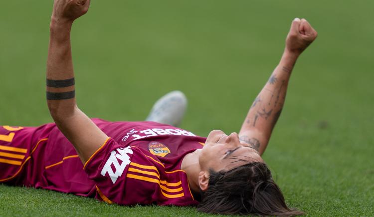 Imagen de Una Joya codiciada: Roma sueña con la continuidad de Dybala y Boca espera