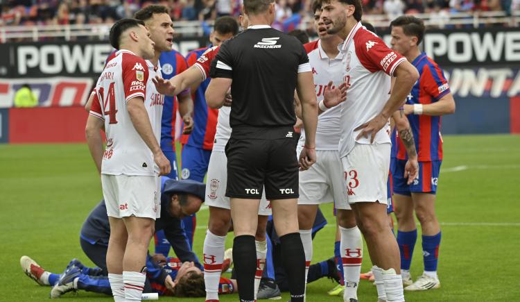 Imagen de La dura sanción que recibió Luciano Giménez por su expulsión en el clásico