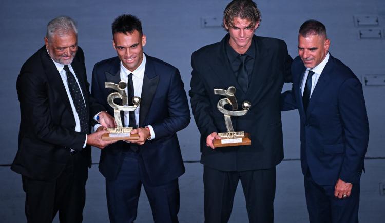 Imagen de Lautaro Martínez y Nico Paz fueron premiados en la Gran Gala del Calcio
