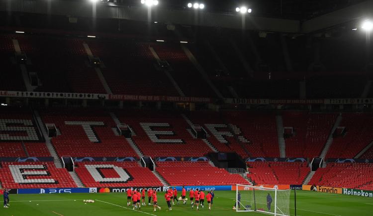 Imagen de ¿Adiós a un templo del fútbol?: Manchester United evalúa demoler Old Trafford