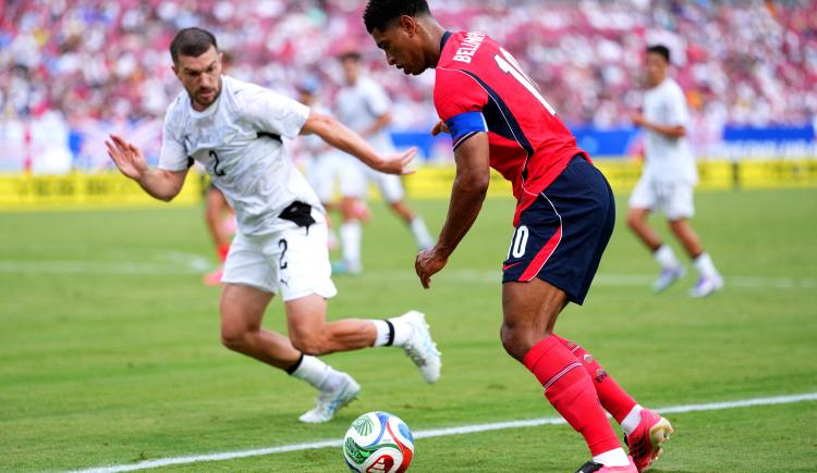 Imagen de Inglaterra superó con lo justo a la Nueva Zelanda de Tim Payne