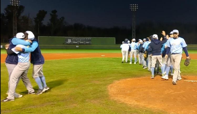 Imagen de Histórico triunfo de Los Gauchos ante el bicampeón panamericano en béisbol masculino