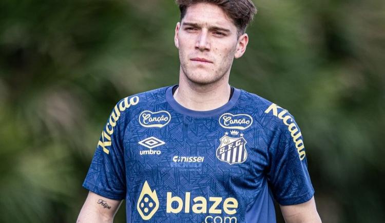 Imagen de Benjamín Rollheiser tuvo su primer entrenamiento en Santos