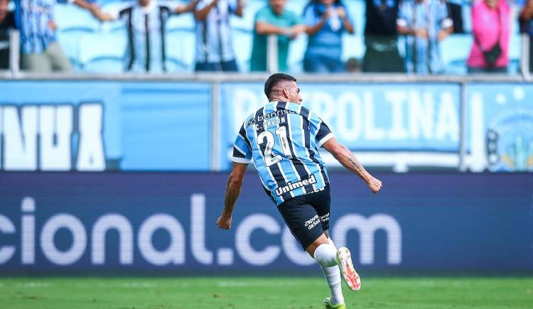 Imagen de Cristian Pavón tuvo un inmejorable debut con la camiseta de Gremio