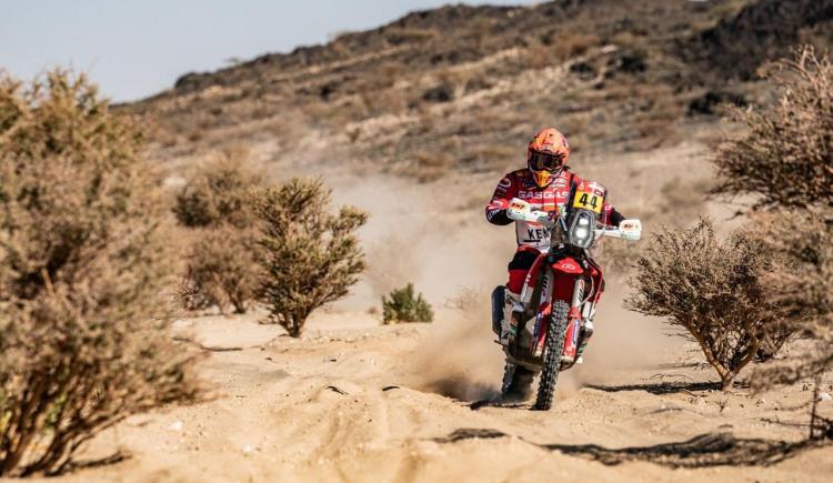 Imagen de RALLY DAKAR 2021: DESTACADA LABOR ARGENTINA EN MOTOS Y CUATRICICLOS