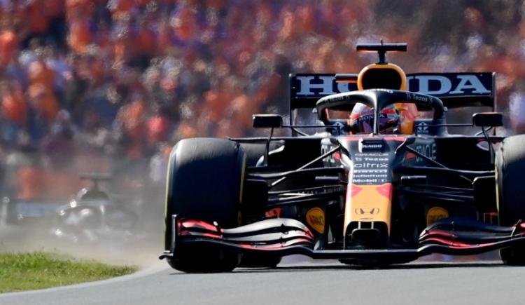 Imagen de VERSTAPPEN SE QUEDÓ CON LA VICTORIA EN SU PAÍS Y TOMÓ LA PUNTA DE LA FÓRMULA 1