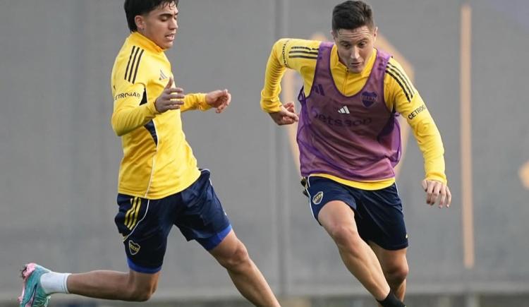 Imagen de Sin Russo, Boca volvió al trabajo y Ander Herrera dio la noticia del día