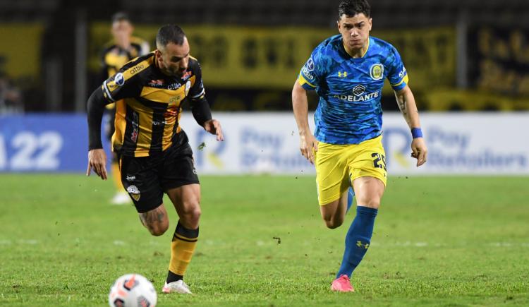 Imagen de A CENTRAL SE LE ESCAPÓ EL TRIUNFO EN LA ÚLTIMA PELOTA