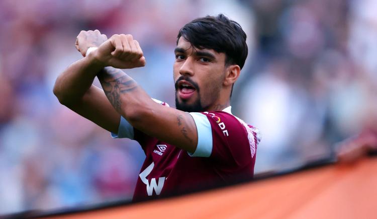 Imagen de Juega en la selección brasileña, lo quiere el City y fue acusado por apuestas ilegales