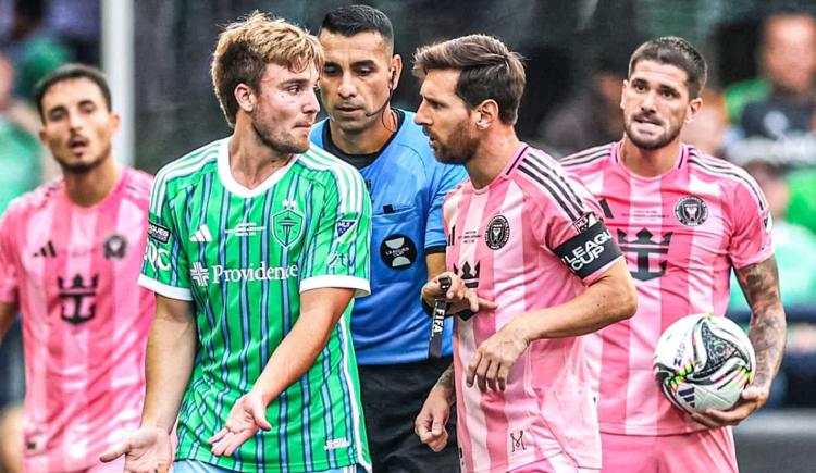 Imagen de Cruce con Messi, MVP del torneo y título: qué dijo Pepo de la Vega tras el enojo de su ídolo