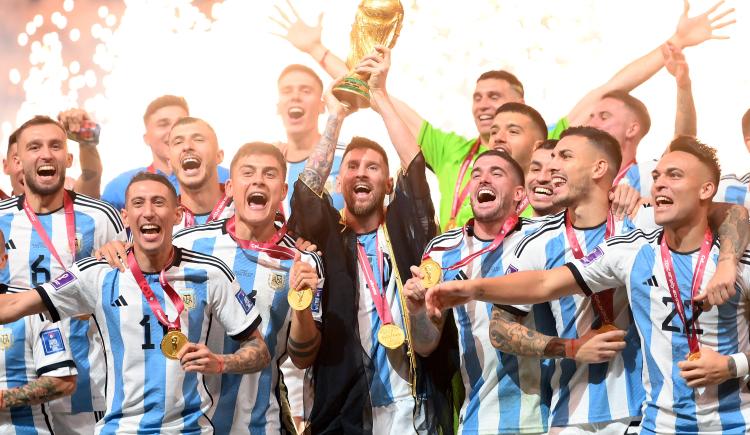 Imagen de Sorteo ambiguo para Argentina: rivales accesibles en la fase de grupos y durísimo cruce en 16avos.