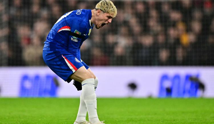 Imagen de Doblete de Garnacho en la derrota de Chelsea por la Copa de la Liga