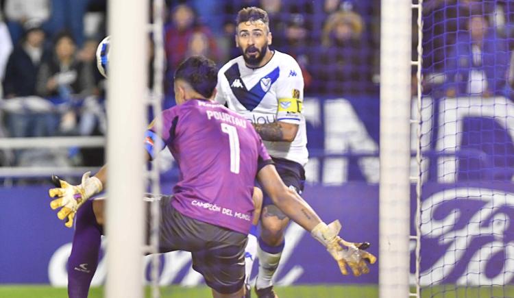 Imagen de Lucas Pratto sigue haciendo historia en la Copa Libertadores