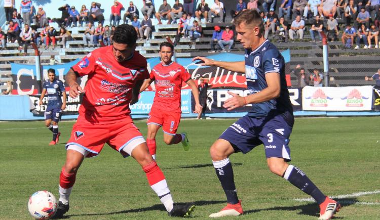 Imagen de Brown de Adrogué no pasó del empate con Independiente Rivadavia