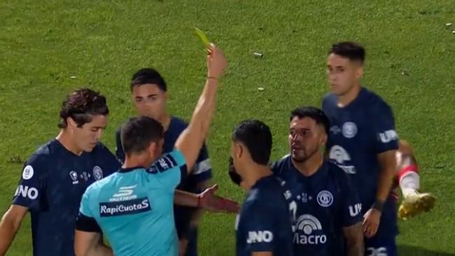 Imagen de Maximiliano Amarfil y un récord negativo: La roja más rápida de una final de Copa Argentina