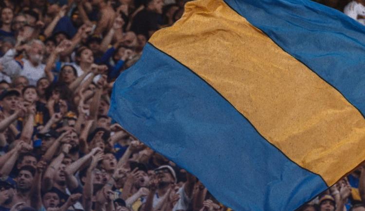 Imagen de El paraguas protector que implementó Boca para ahuyentar fantasmas
