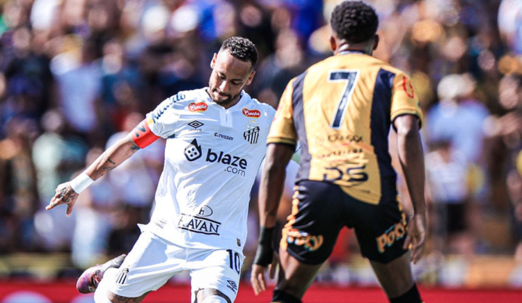Imagen de Neymar debutó como titular y Santos no pasó del empate
