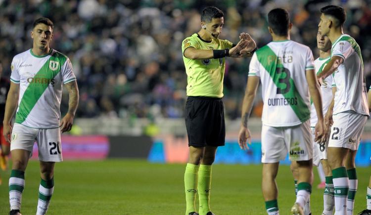 Imagen de COMUNICADO DE BANFIELD TRAS EL ESCÁNDALO EN EL PARTIDO ANTE RIVER