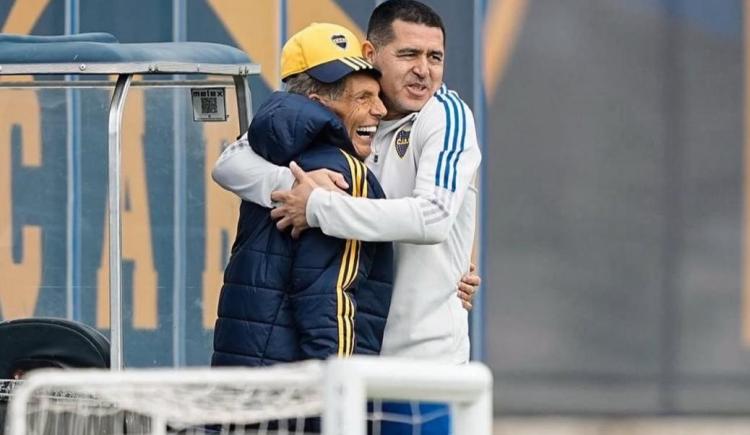 Imagen de El importante anuncio que realizó Riquelme sobre la Copa Miguel Ángel Russo