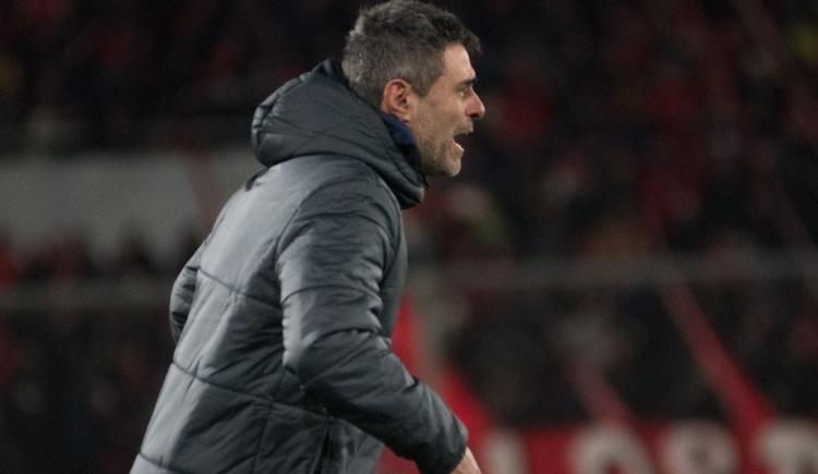 Imagen de Julio Vaccari perdió en su debut con Independiente y cortó una racha