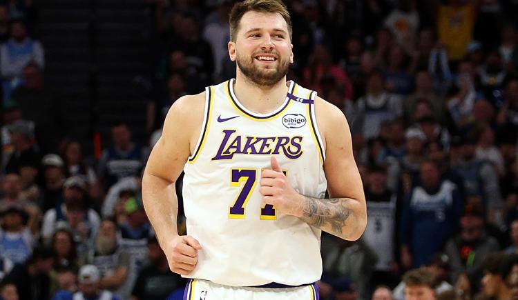 Imagen de Luka Doncic renovó con Los Lakers e hizo un importante anuncio