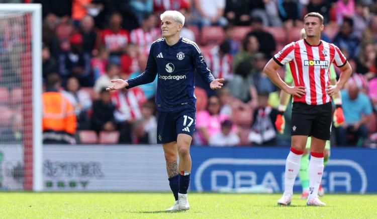 Imagen de Alejandro Garnacho anotó y Manchester United logró su segundo triunfo en la Premier League