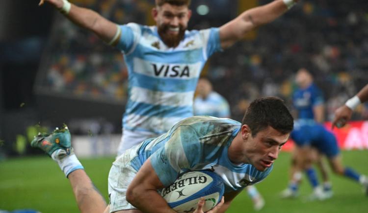 Imagen de Los Pumas aplastaron a Italia en el inicio de su gira europea
