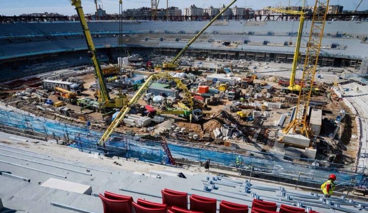 Imagen de Obreros barrabravas: batalla campal en plena remodelación del Camp Nou