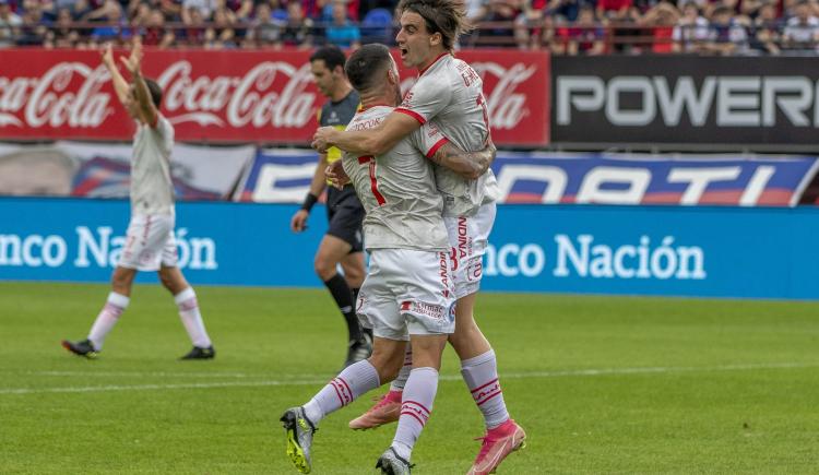 Imagen de Sin sobrarle nada, Argentinos Juniors venció a San Lorenzo