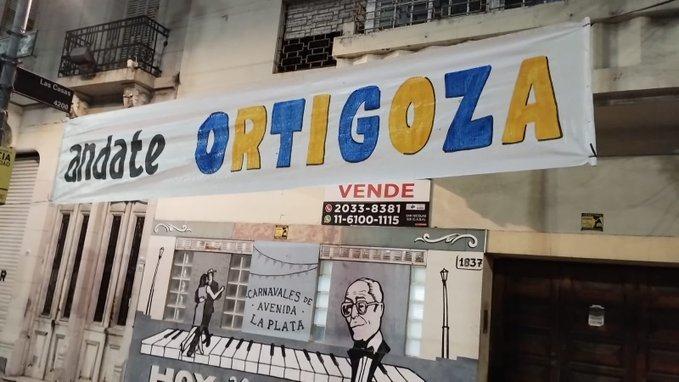 Imagen de Explotó la interna de San Lorenzo: pasacalles contra Ortigoza