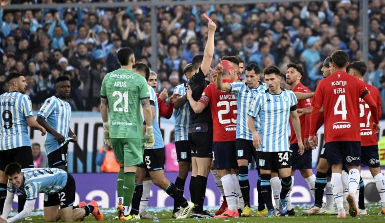 Imagen de Atención Racing e Independiente: Cambio de árbitro para el clásico de Avellaneda