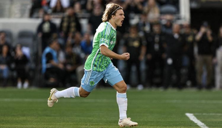 Imagen de Pedro De La Vega convirtió un gol en su debut en la MLS