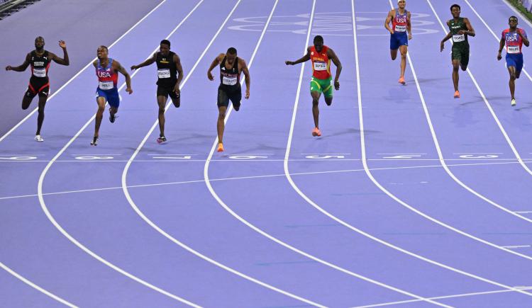 Imagen de La espectacular remontada de Quincy Hall para ganar los 400 metros