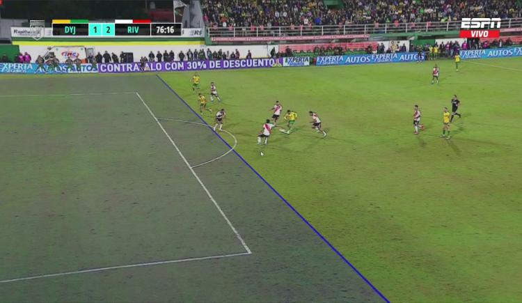 Imagen de El VAR rectificó y Defensa llegó al descuento frente a River