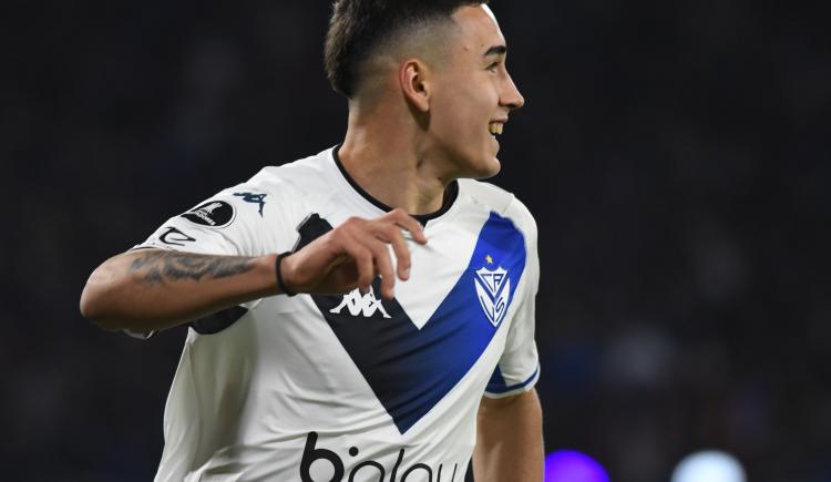 Imagen de Vélez ganó en Córdoba y es semifinalista de la Libertadores