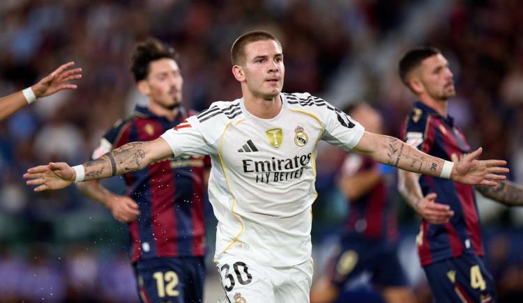 Imagen de Franco Mastantuono entre los goleadores más jovenes de Real Madrid en La Liga