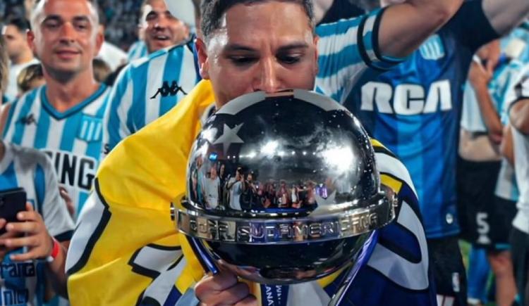 Imagen de El mensaje de Juanfer Quintero que preocupa a Racing, ¿se despidió?