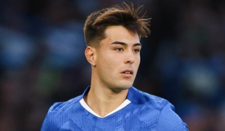 Imagen de Se definió el futuro de Aaron Anselmino, el ex Boca que casi no jugó en Chelsea