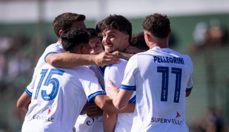 Imagen de Vélez ganó en Junín y quedó segundo en la zona B