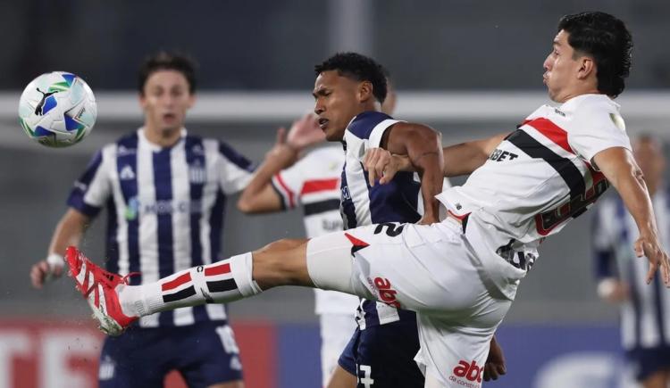 Imagen de Talleres, apuntado por gestos racistas ante Sao Paulo