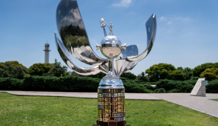 Imagen de Conmebol brindó detalles sobre el nuevo trofeo de la Libertadores y del Fan Zone