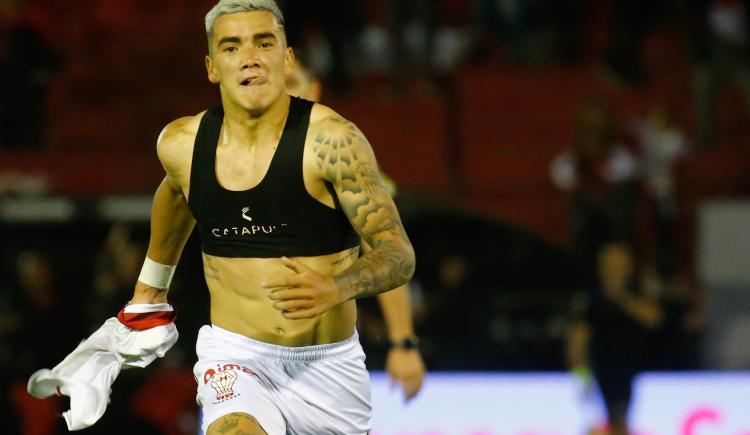 Imagen de Huracán derrotó a Banfield y sigue prendido en la lucha