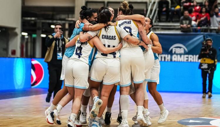 Imagen de ¡Campeonas! La Selección Femenina de básquet le ganó la final del Sudamericano a Brasil
