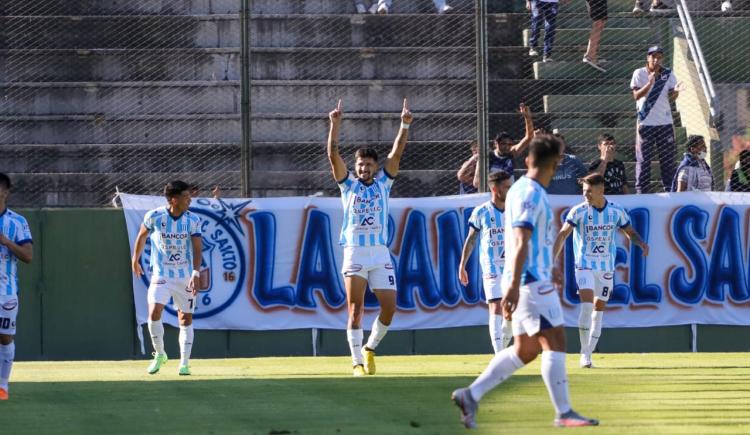 Imagen de Olimpo, Racing de Córdoba y Sarmiento de Resistencia son punteros del Torneo Federal